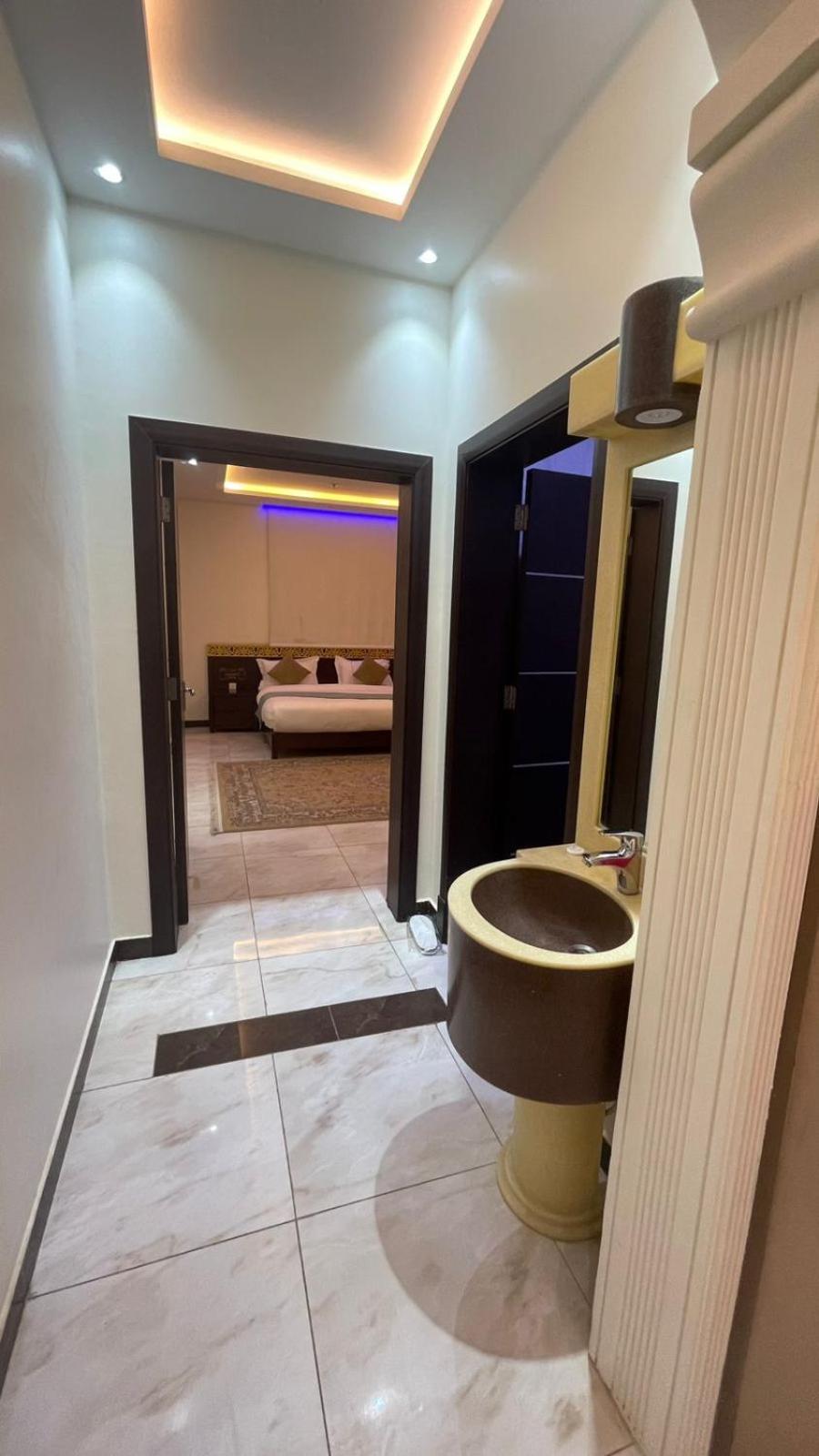 Alathriyah Hotel Suites Riyadh Bagian luar foto